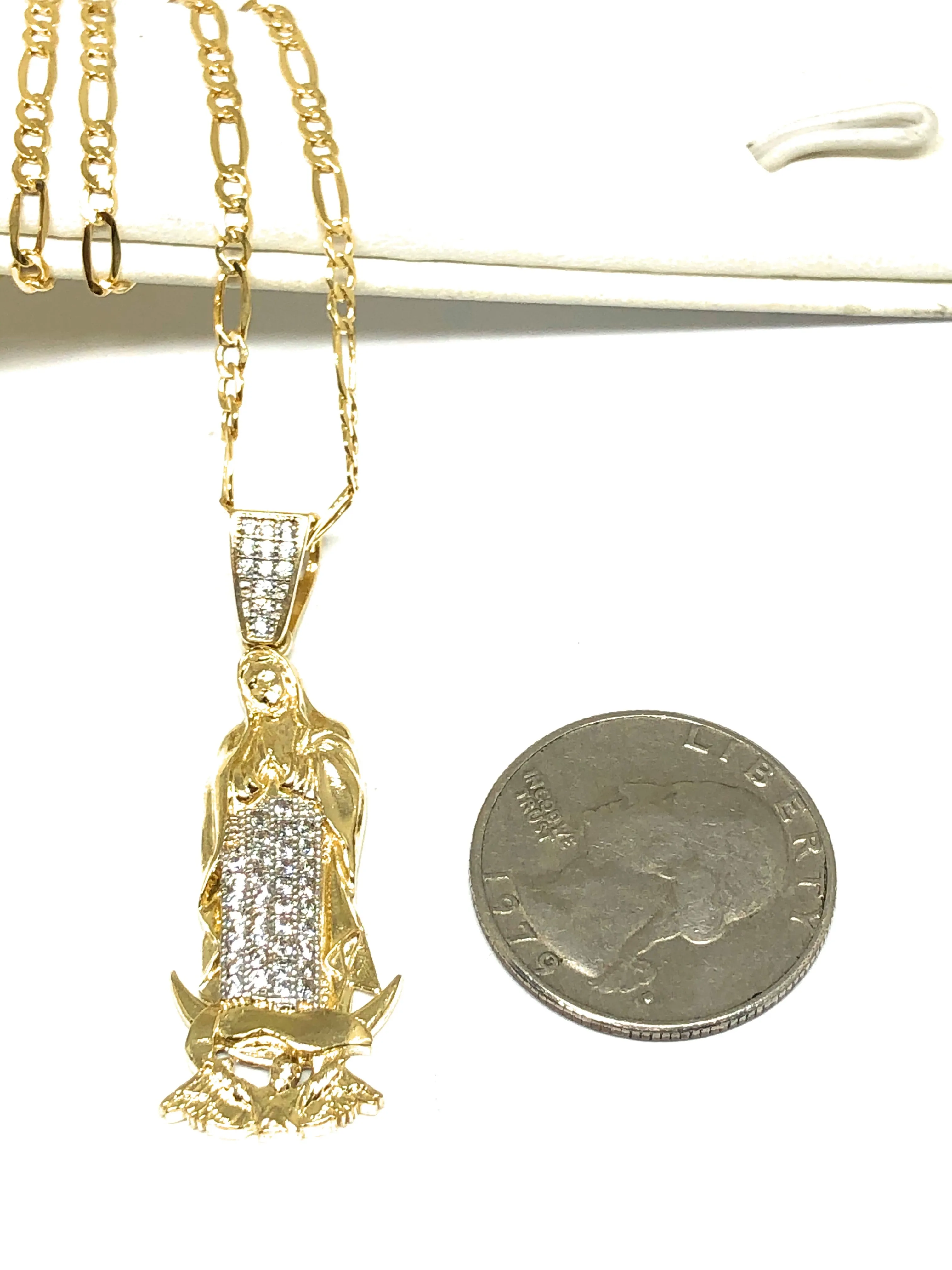 10k Solid Gold Yellow Virrgin Mary CZ Classic Pendant Necklace Virrgen Gaudalupe