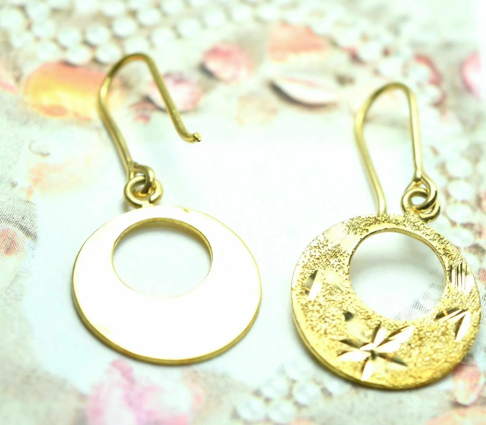 22k Solid Gold ELEGANT ROUND HOOK EARRINGS DANGLING Hanging Classic Design mf