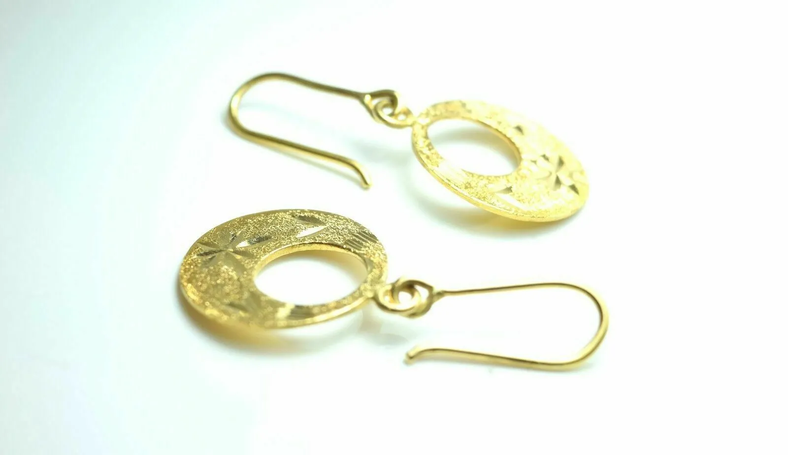 22k Solid Gold ELEGANT ROUND HOOK EARRINGS DANGLING Hanging Classic Design mf