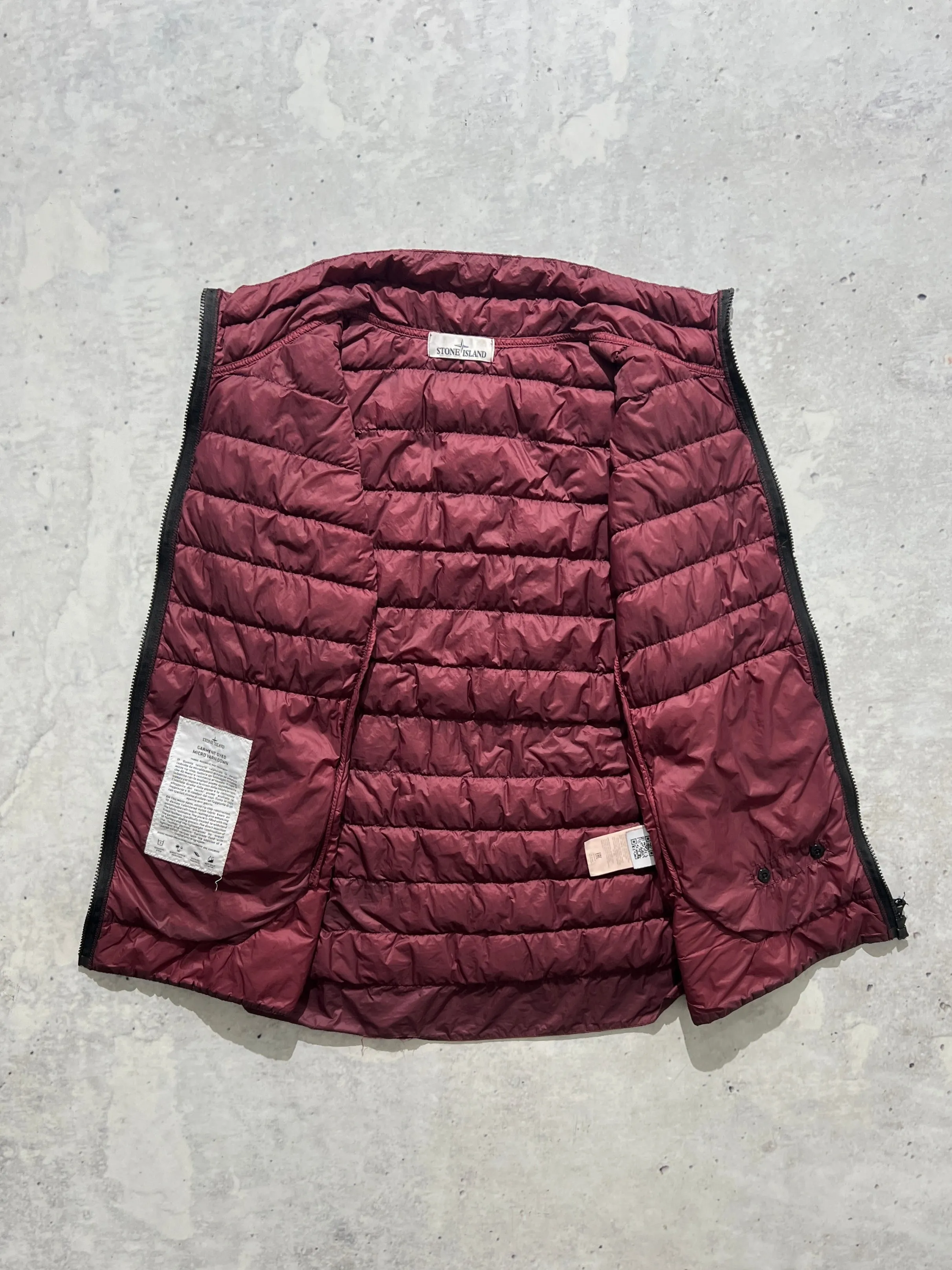 AW/17 Stone Island Garment Dyed Micro Yarn Down Gilet (L)