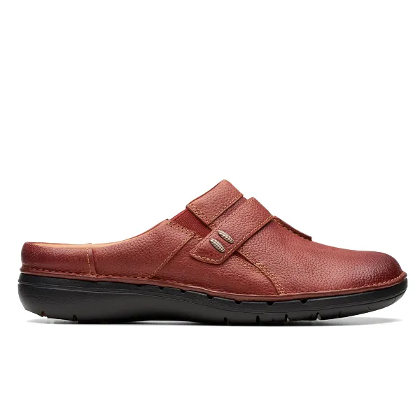 Clarks Women's Unloop Ease Chestnut