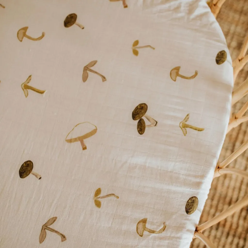 Fitted Bassinet Sheet | Mushroom