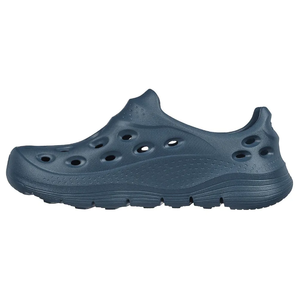 SKECHERS Men's Arch Fit Go Foam 1 Sandal (Navy)