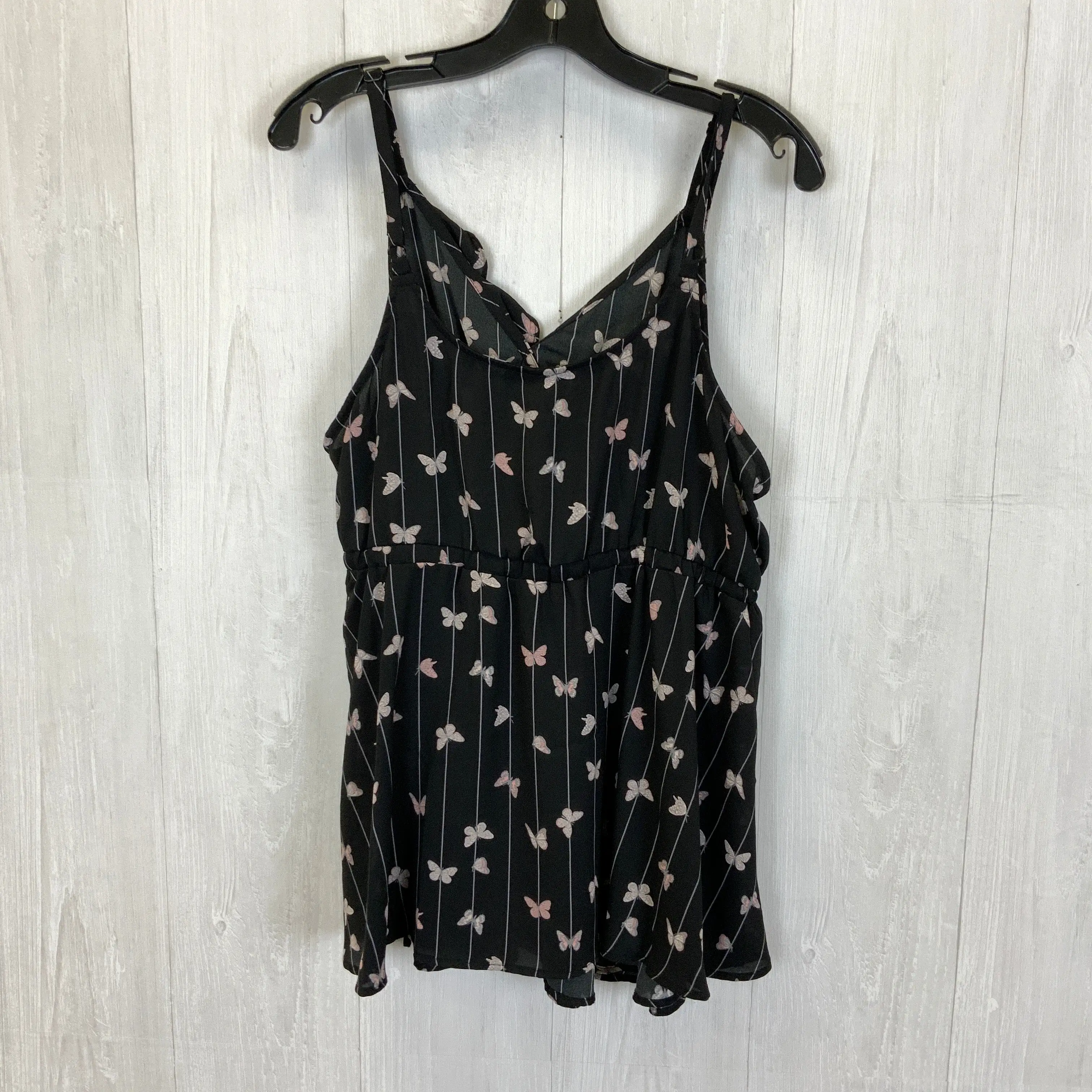 Top Sleeveless By Torrid  Size: 1x