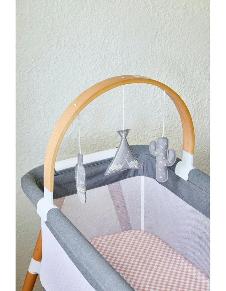 Zuri Bassinet Natural